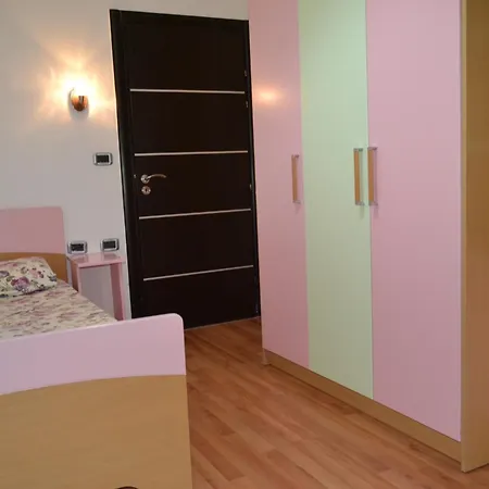 Penthouse Terrace View 4br In The Heart * Влёра