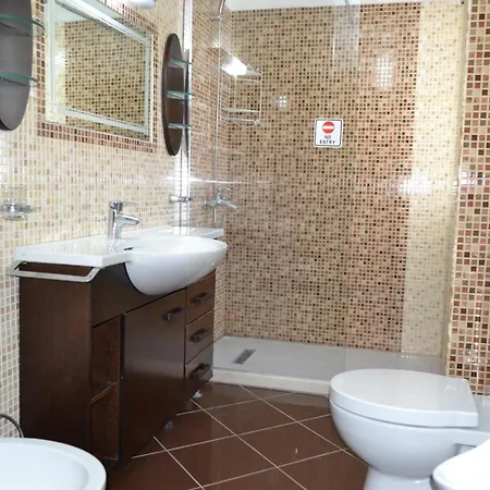 Penthouse Terrace De Luxe 4 Bedrooms * Vlora