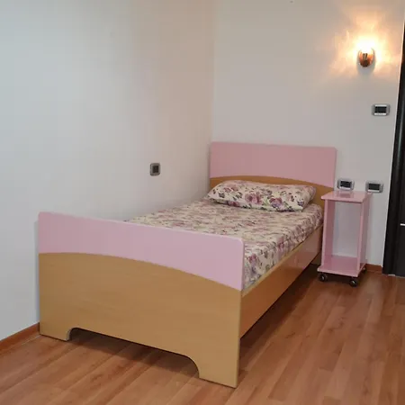 Penthouse Terrace View 4Br Apt In The Vlora Heart Appartamento *