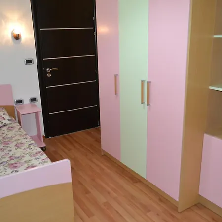 Penthouse Terrace De Luxe 4 Bedrooms Vlore