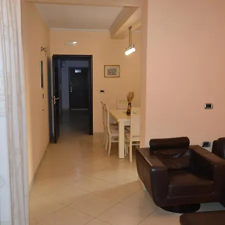 Penthouse Terrace View 4Br Apt In The Vlora Heart Appartamento *