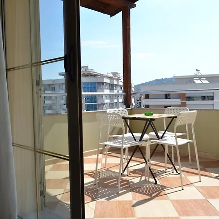 Appartamento Penthouse Terrace View 4Br Apt In The Vlora Heart