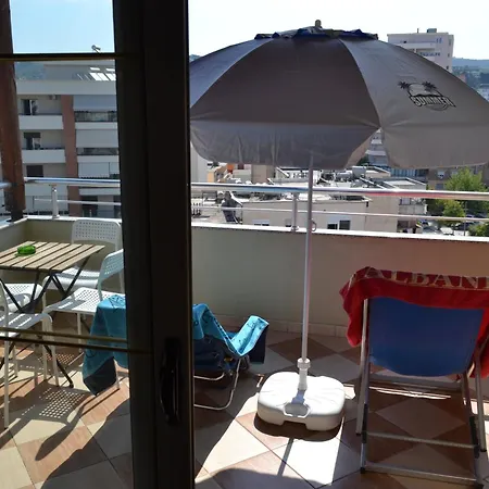 Penthouse Terrace View 4Br Apt In The Vlora Heart