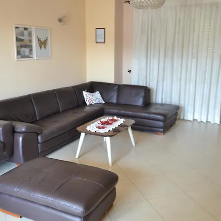 Appartamento Penthouse Terrace View 4Br Apt In The Vlora Heart