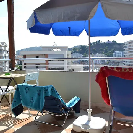 Penthouse Terrace View 4Br Apt In The Vlora Heart Appartamento *