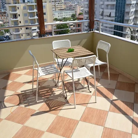 Appartamento Penthouse Terrace View 4Br Apt In The Vlora Heart
