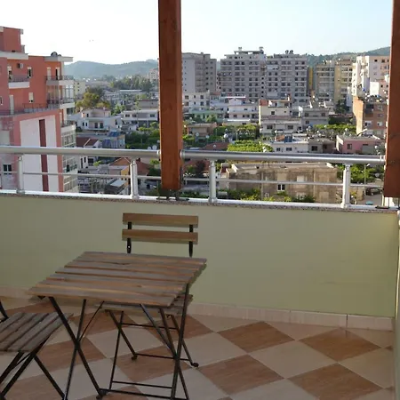 Appartamento Penthouse Terrace View 4Br Apt In The Vlora Heart *