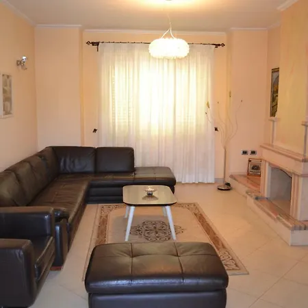 Appartamento Penthouse Terrace View 4Br Apt In The Vlora Heart