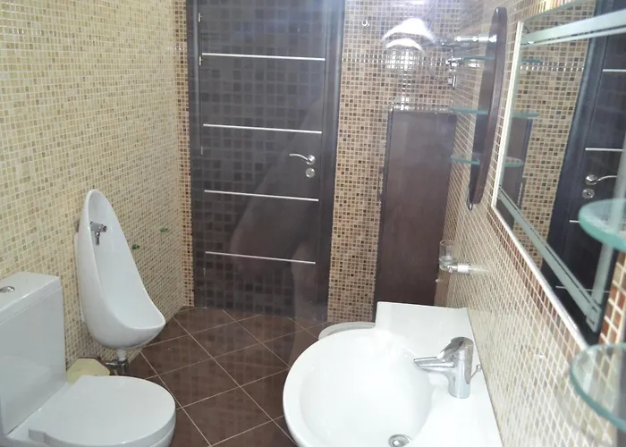 公寓 Penthouse Terrace De Luxe 4 Bedrooms Vlorë