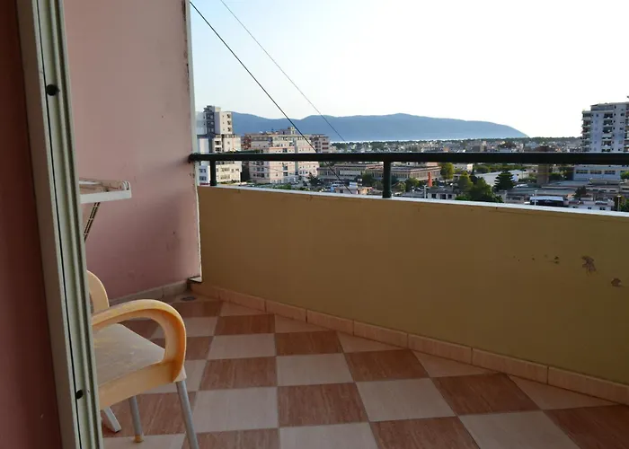 Penthouse Terrace De Luxe 4 Bedrooms * Vlorë