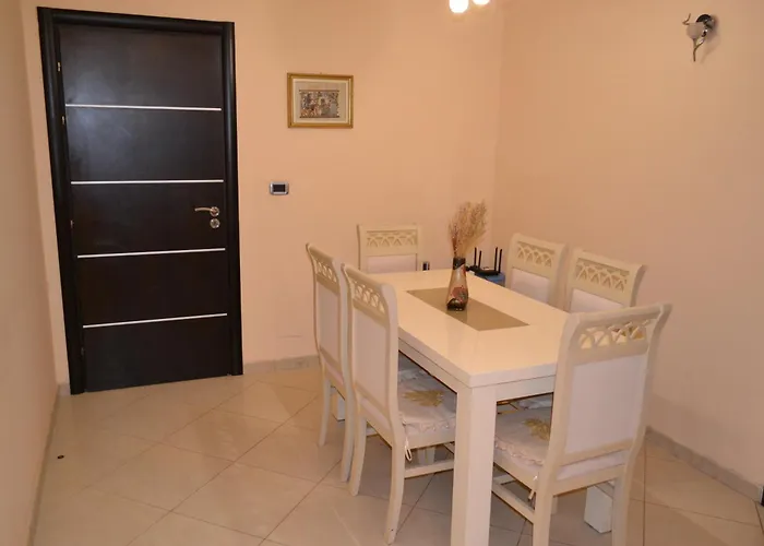 Penthouse Terrace De Luxe 4 Bedrooms 公寓 Vlorë