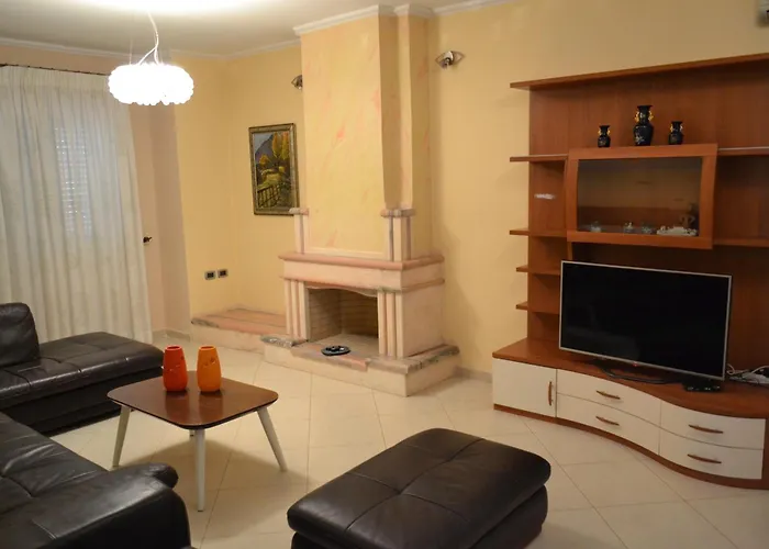 公寓 Penthouse Terrace De Luxe 4 Bedrooms Vlorë