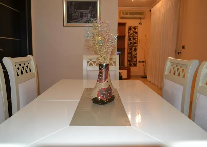 Penthouse Terrace De Luxe 4 Bedrooms Vlorë